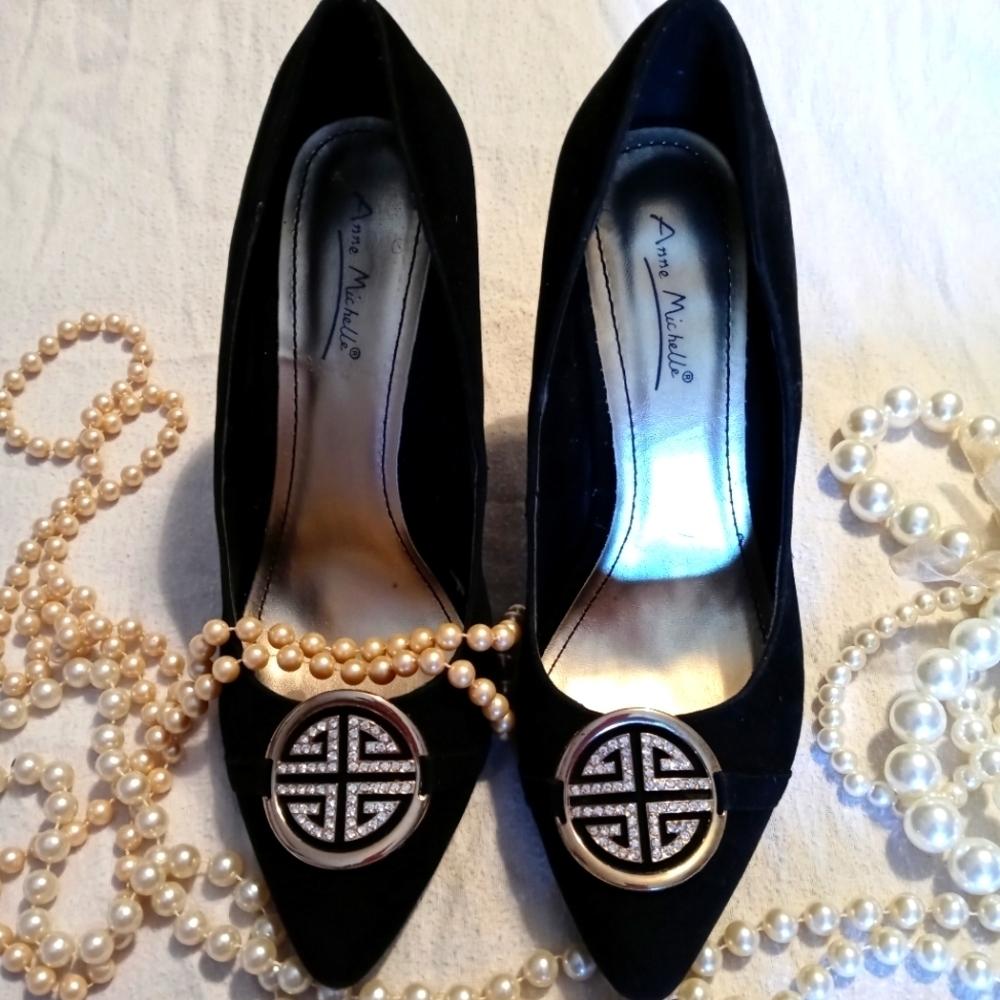 Anne Michelle suede fancy Black Heels size 8.5
